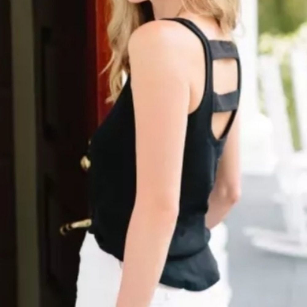 NWT Chaser Rib Shirttail Scoop neck Tank Top Cut Out Ladder Back in Black Small